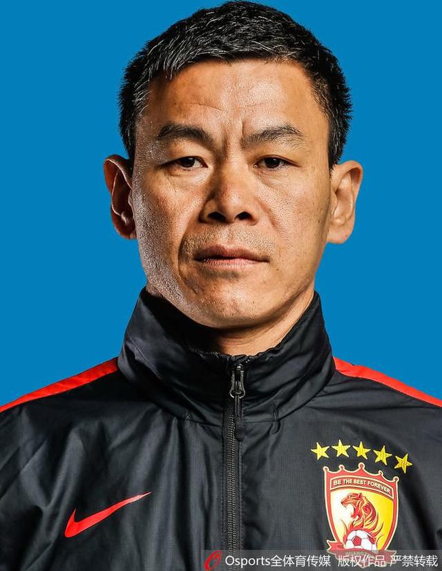 ——这是一场你梦想中的比赛？我甚至没有梦想过这样的比赛，但我们今天有机会晋级并成为小组第一，我们以非常令人信服的方式对阵一支非常优秀的球队，我认为球队从一开始就表现出了很大的侵略性和决心去参加比赛，一切都以正确的方式发生，尤其是在前30分钟，这对赢得比赛确实很有帮助。